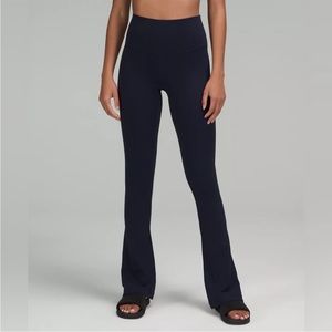 Lululemon align high rise mini flare pant. Size 2, color Navy & 32 in length